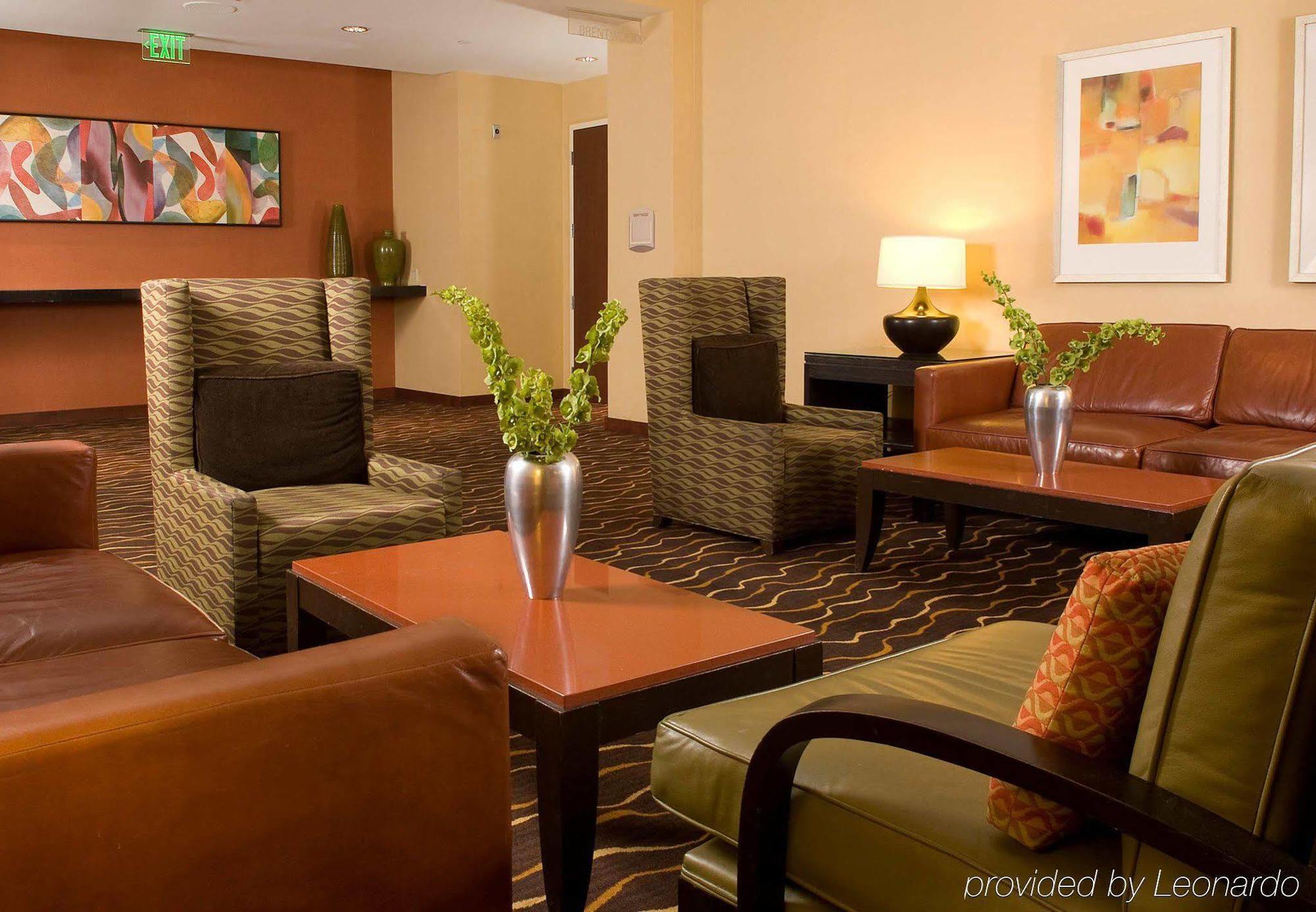 Courtyard Angeles Sherman Oaks Hotel 3*